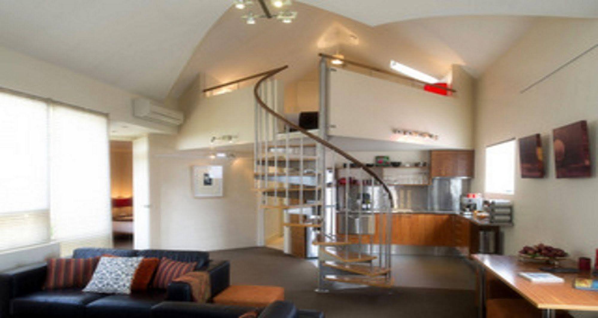 Twofourtwo Boutique Apartments Launceston Exterior foto