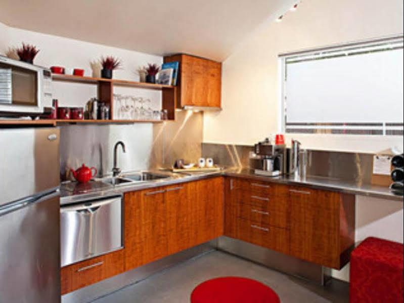 Twofourtwo Boutique Apartments Launceston Exterior foto