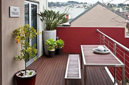 Twofourtwo Boutique Apartments Launceston Exterior foto